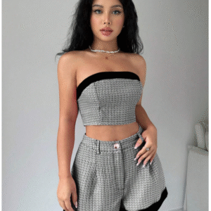 Calvaya Conjunto simple diario sin tirantes para mujer con top y shorts