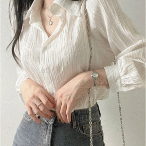 Camisa holgada de unicolor con solapas y pliegues para mujer